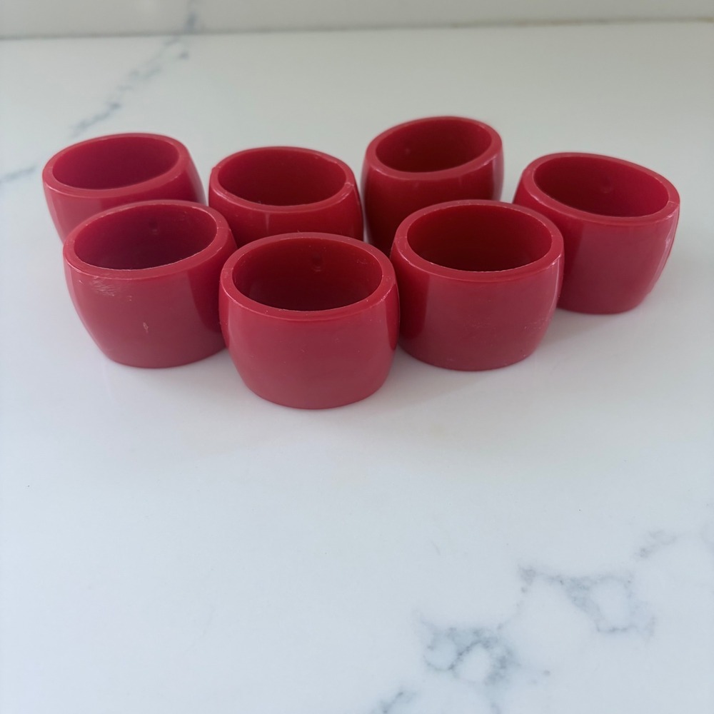 Vintage Red Acrylic Napkin Rings Set of 7 Chunky Plastic Barrel Table Decor